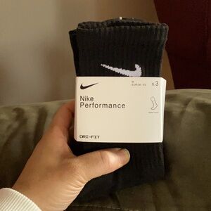 Nike Mens Crew Socks Everyday Cushioned 3 Pack Dri-Fit